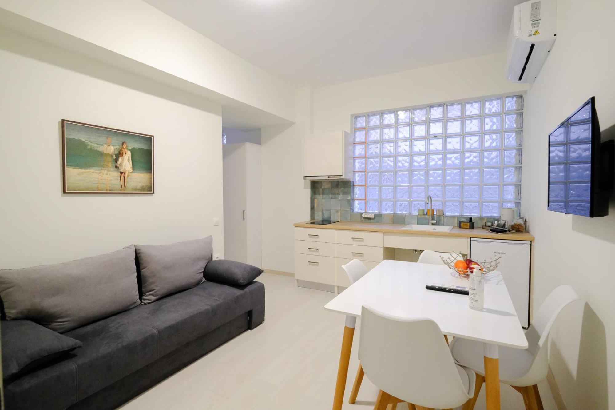 קומוטיני Parasiou Studios 103 Διαμερίσματα Στο Κέντρο Της Πόλης מראה חיצוני תמונה